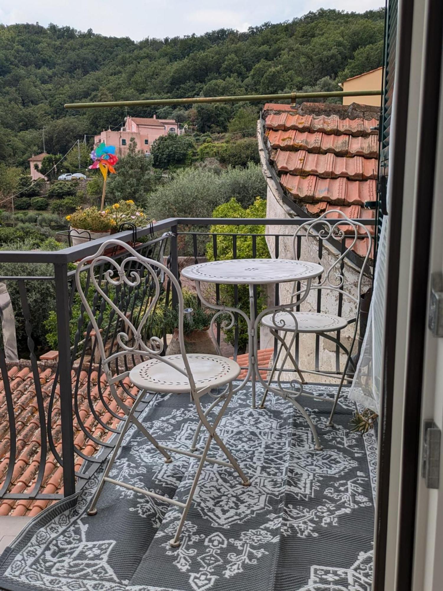 Casa Viola Bed And Breakfast Dimora Di Campagna Calice Ligure Buitenkant foto